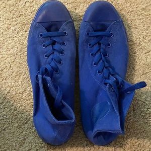 Men's 12 Converse All Stars high tops